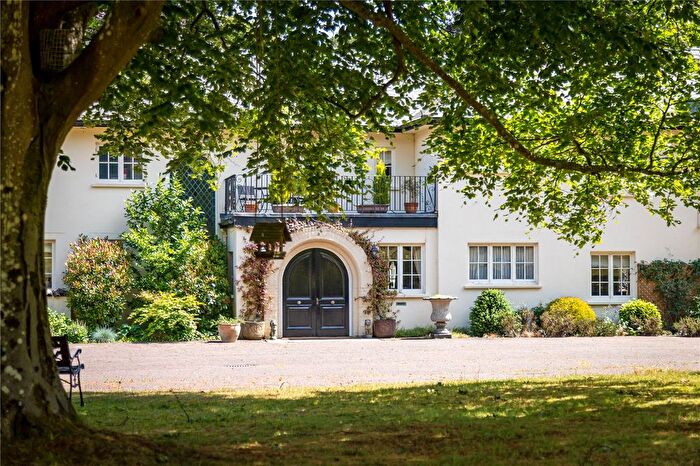 10 Bedroom Detached House For Sale In Tilford Road, Farnham, Surrey, GU10