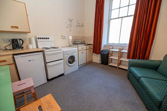 1 Bedroom Flat To Rent In L – Causewayside, Edinburgh, EH9