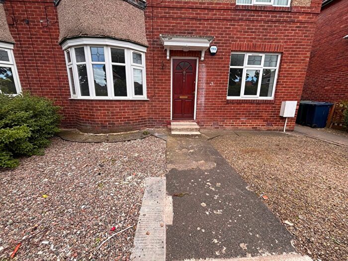 2 Bedroom Flat To Rent In Harewood Road, Gosforth, Newcastle Upon Tyne, NE3
