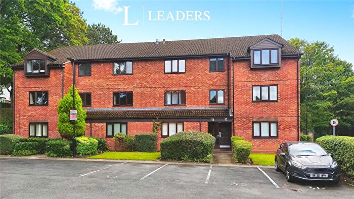 2 Bedroom Apartment For Sale In Bloomsbury Grove, Kings Heath, Birmingham, B14