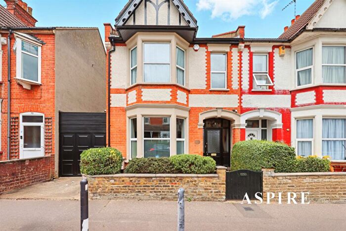 3 Bedroom Semi-Detached House For Sale In Video Presentation Inside - Hainault Avenue, Westcliff-On-Sea- Garage And Off-Street Parking, SS0