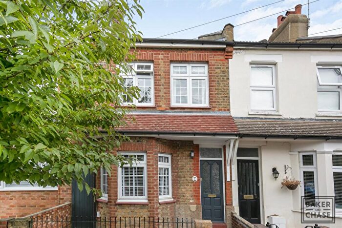 2 Bedroom End Of Terrace House For Sale In Sterling Road, Enfield, EN2
