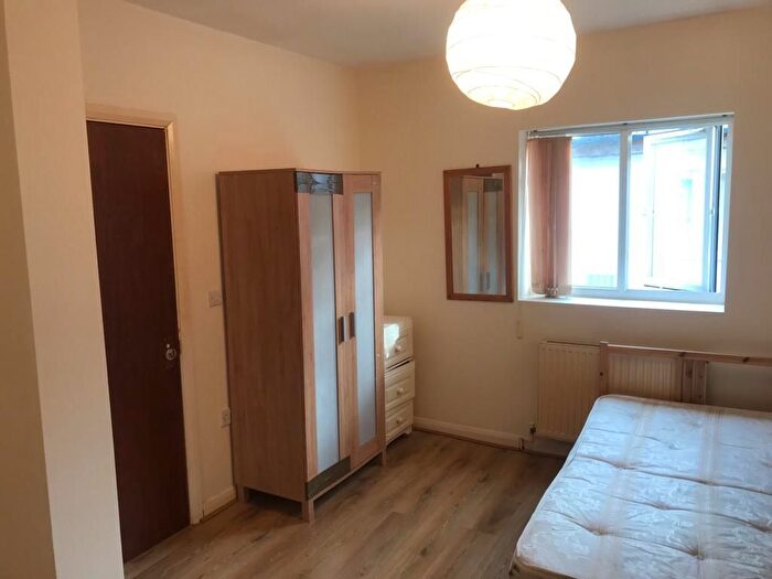 Studio To Rent In Ladysmith Road, Tottenham, N17