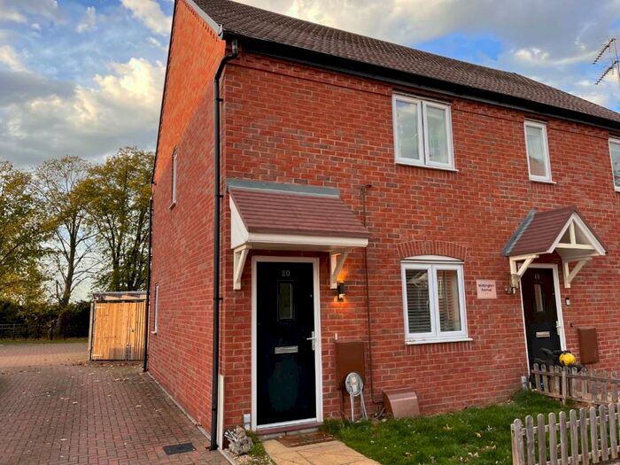 2 Bedroom Maisonette To Rent In Wellington Avenue, Meon Vale, CV37