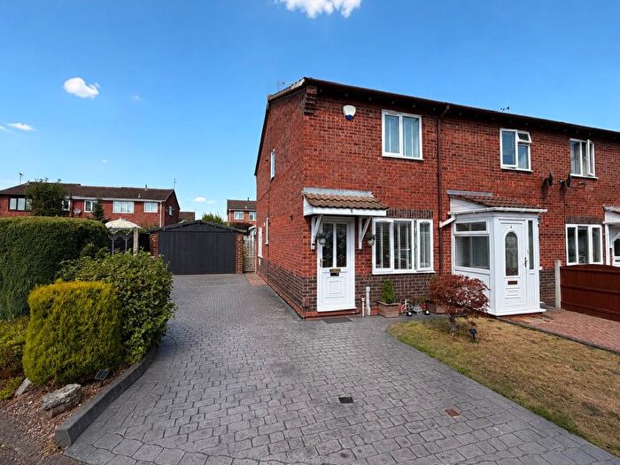 2 Bedroom End Terrace House For Sale In Exbury Close, Pendeford, Wolverhampton, WV9
