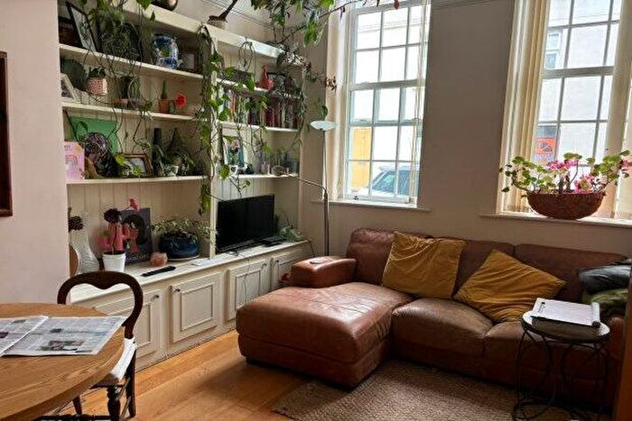 2 Bedroom Semi-Detached House To Rent In Shepherd Street, St. Leonards-On-Sea, TN38