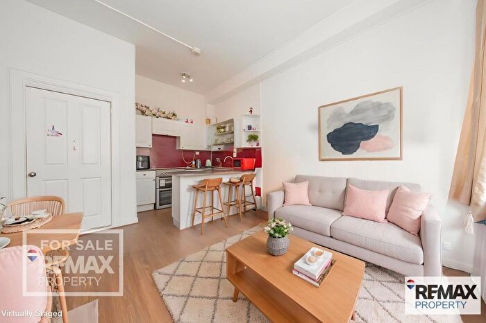 1 Bedroom Flat For Sale In Gorgie Road, Edinburgh, EH11