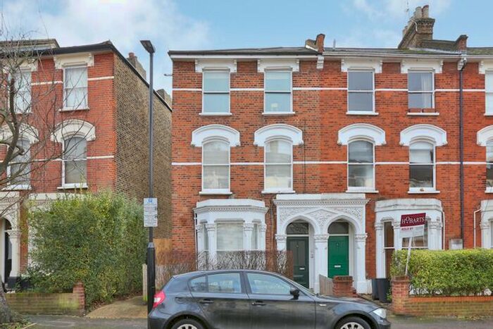 2 Bedroom Flat To Rent In Cornwall Road, Stroud Green, N4