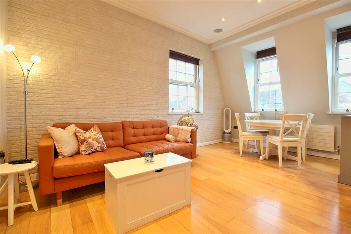 1 Bedroom Flat To Rent In London Road, Isleworth, TW7