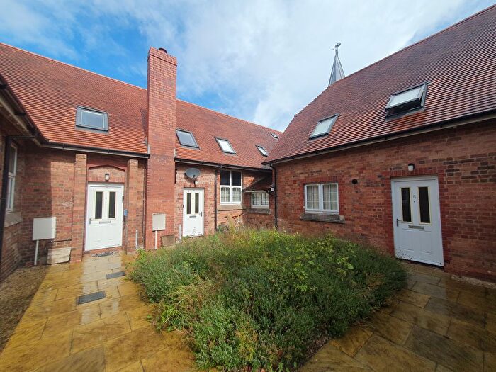2 Bedroom Mews To Rent In Stretton Court, Wrekin Road, Wellington, TF1