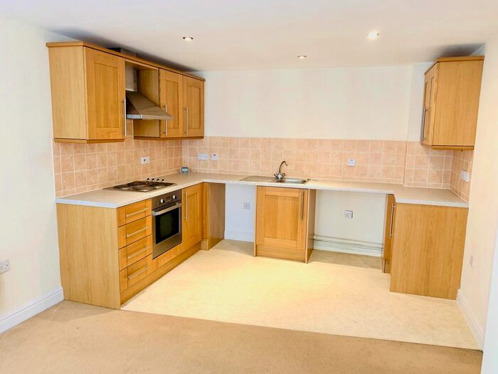 2 Bedroom Flat To Rent In Wesleyan Court, Lincoln, LN2