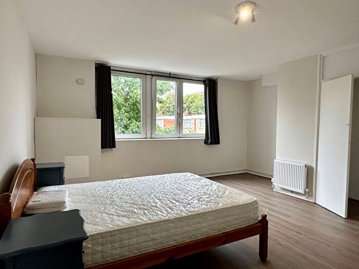 4 Bedroom Flat To Rent In Robert Street, Euston, NW1