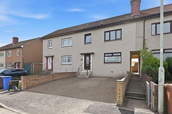 3 Bedroom Semi-Detached House For Sale In Carden Avenue, Cardenden, Lochgelly, KY5