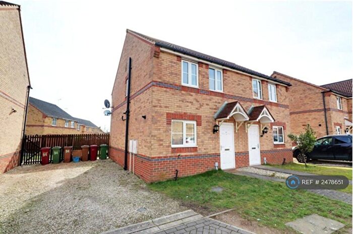 3 Bedroom Semi-Detached House To Rent In Connaught Road, Scunthorpe, DN15