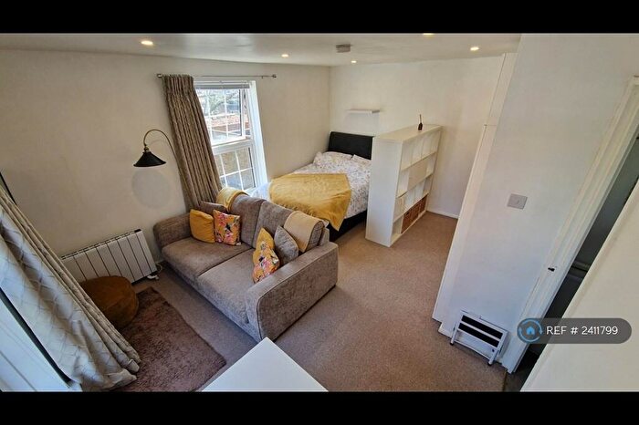 Studio To Rent In The Cloisters, Welwyn Garden City, AL8