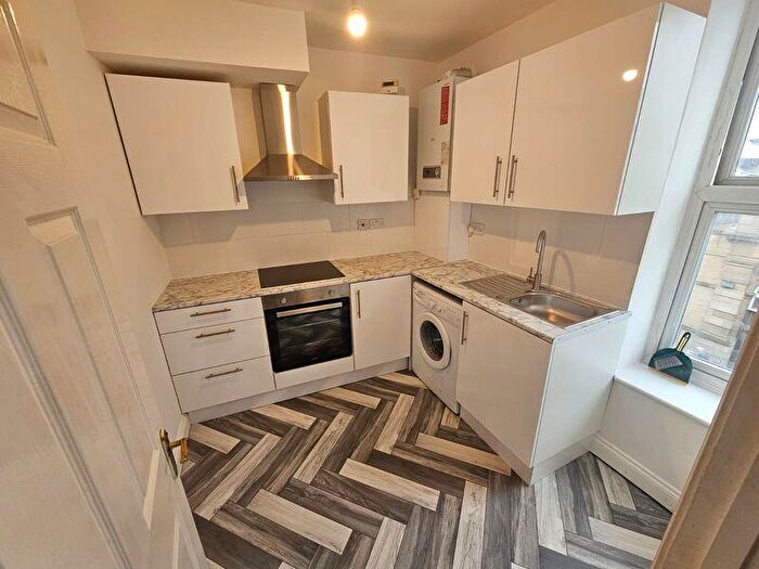 Studio To Rent In Regent Street, Kingswood, Bristol, BS15