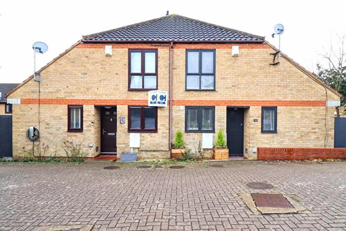 1 Bedroom Cluster House For Sale In Twinflower, Walnut Tree, Milton Keynes, MK7