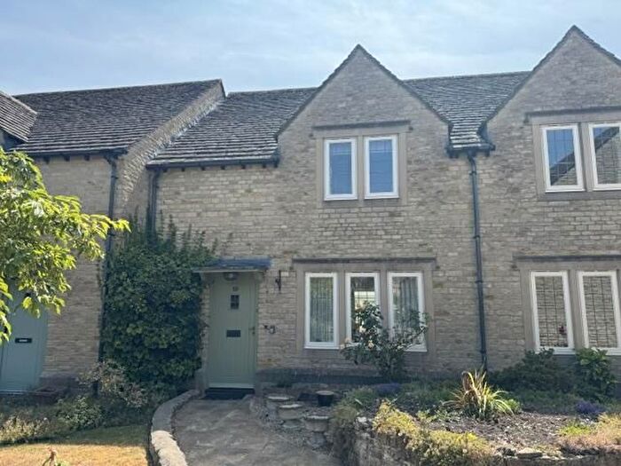 2 Bedroom Property For Sale In Lygon Court, Fairford, GL7