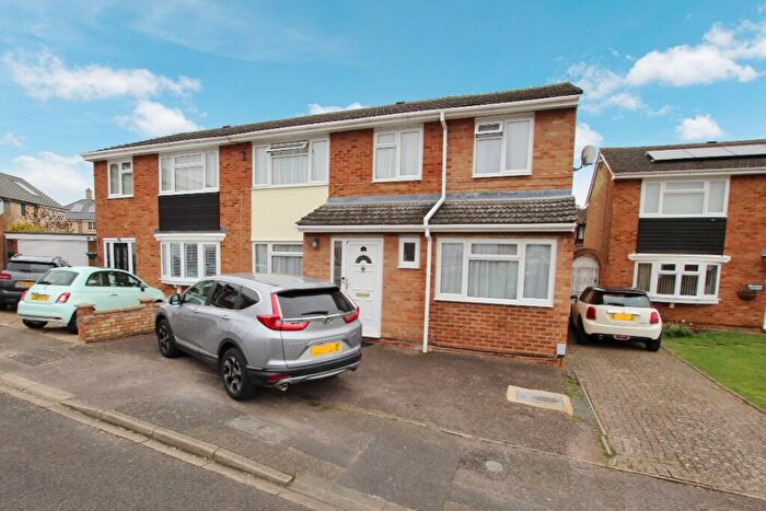 4 Bedroom Semi-Detached House To Rent In Brandreth Place, Sandy, Bedfordshire, SG19