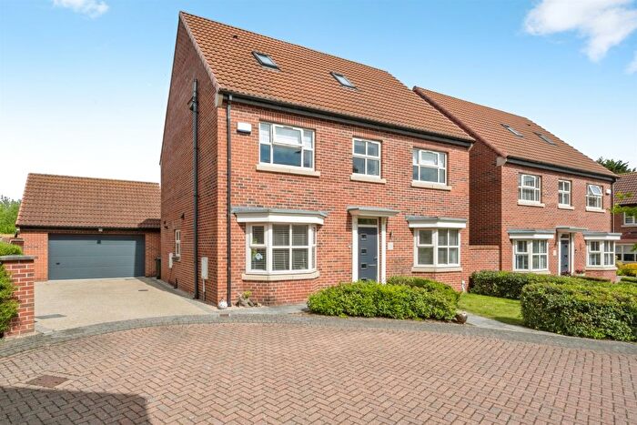 5 Bedroom Detached House For Sale In Braeburn Mews, Bawtry, Doncaster, DN10