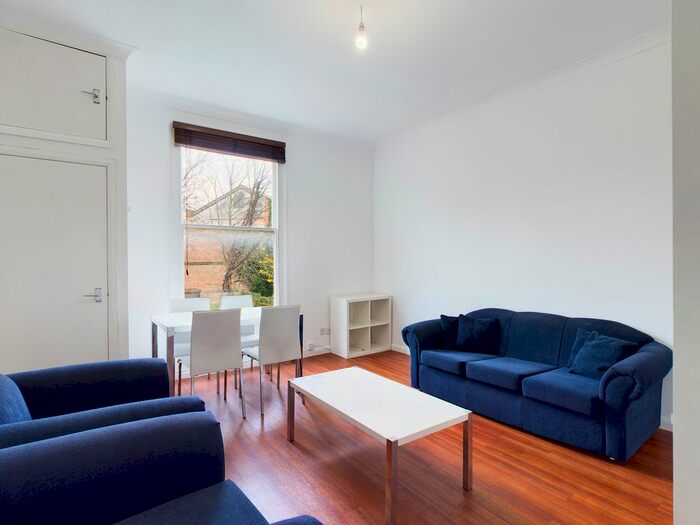 2 Bedroom Flat To Rent In Tufnell Park Road, London, N7