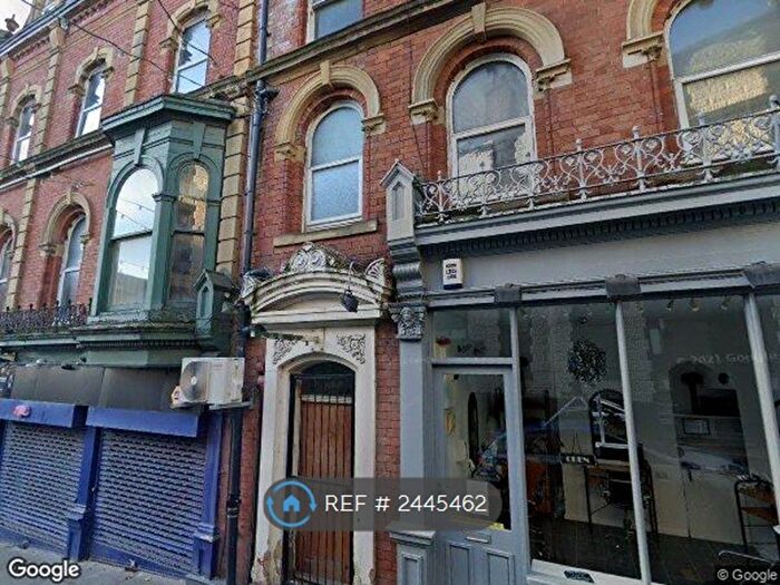 1 Bedroom Flat To Rent In New Briggate, Leeds, LS2