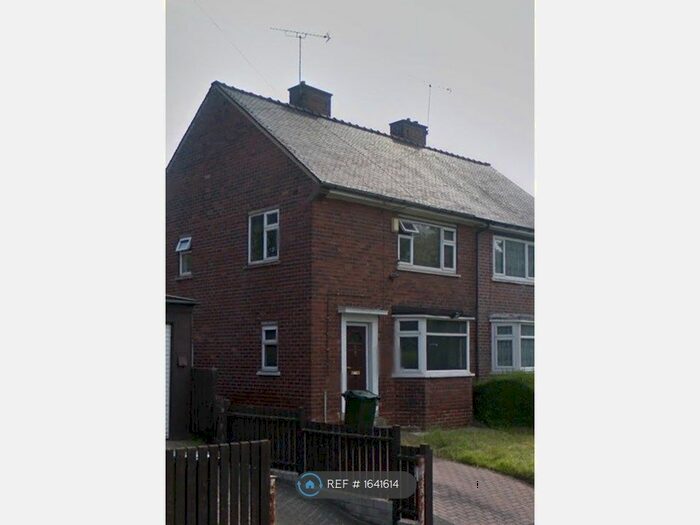 3 Bedroom Semi-Detached House To Rent In Kirkstead Road, Rotherham, S61