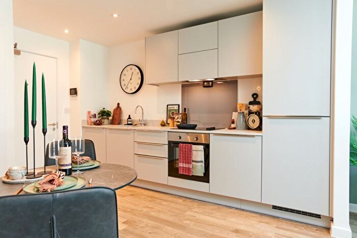 1 Bedroom Flat To Rent In Victoria Street, Derby, DE1