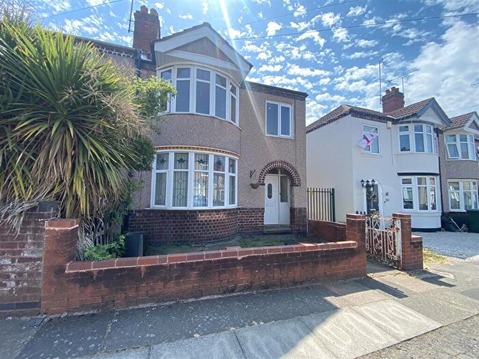 3 Bedroom End Of Terrace House To Rent In Lavender Avenue, Coundon, Coventry, CV6