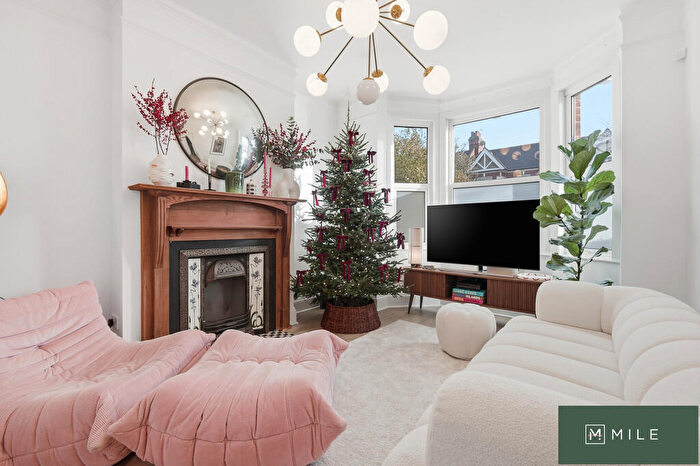 2 Bedroom Flat For Sale In Odessa Road, London, NW10