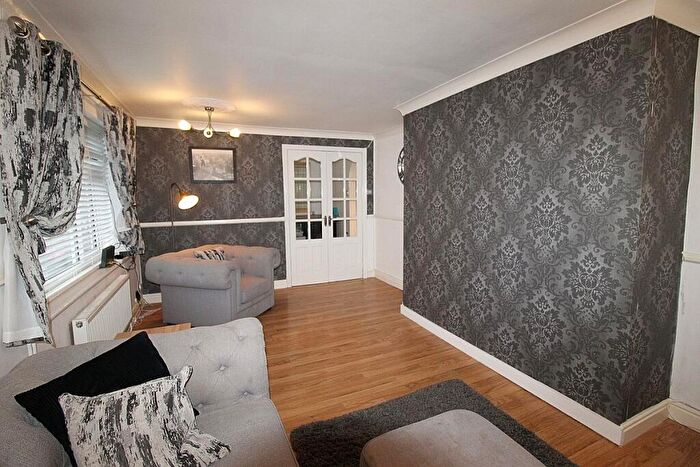 1 Bedroom Flat For Sale In Whitecroft Crescent, Brinsworth, Rotherham, S60