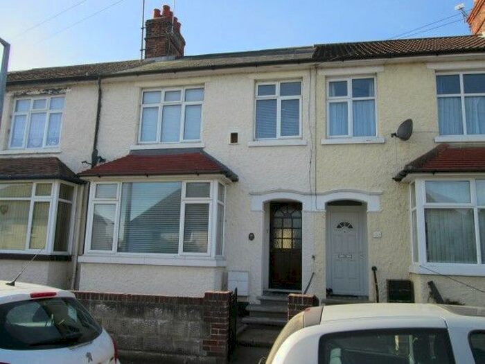 3 Bedroom Terraced House To Rent In King Georges Avenue, Dovercourt, Harwich CO12