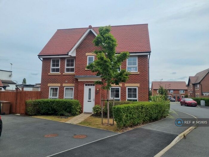 3 Bedroom Semi-Detached House To Rent In Elvaston Drive Littleover, Derby, DE23