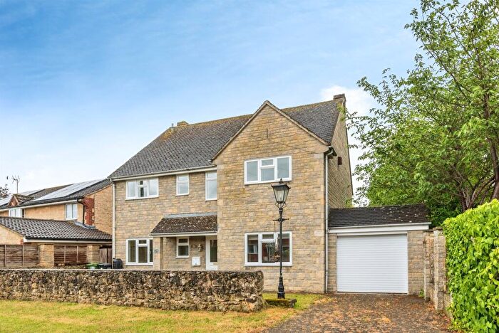 4 Bedroom Detached House For Sale In High Street, Watchfield, Swindon, SN6