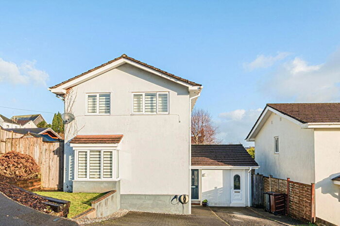 4 Bedroom Detached House For Sale In Pine View, Gunnislake, PL18