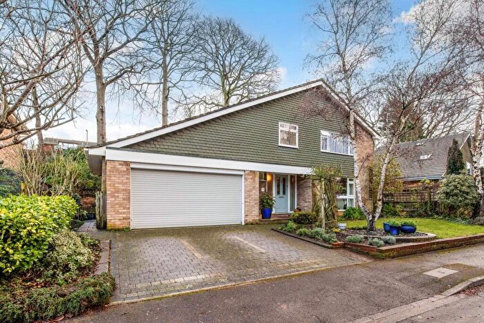 4 Bedroom House For Sale In Lower Spinney, Warsash, Southampton, SO31