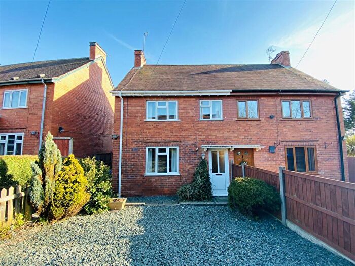 3 Bedroom Semi Detached House For Sale In Northcliffe Road, Ashbourne, Derbyshire, DE6