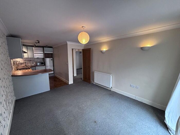 2 Bedroom Apartment To Rent In New North Road, Exeter, EX4