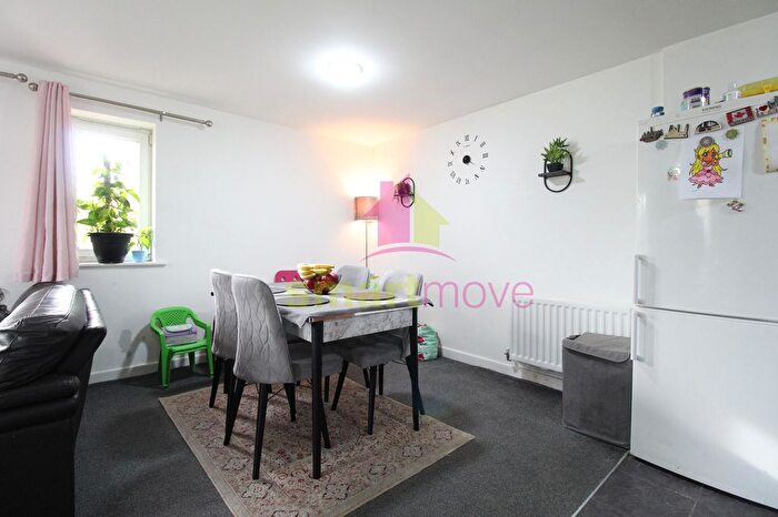 2 Bedroom Flat For Sale In Tuscany House, Medici Close, Goodmayes, Essex, IG3