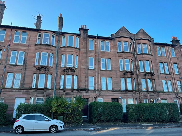 2 Bedroom Flat To Rent In Dumbarton Road, Whiteinch, Glasgow, G14