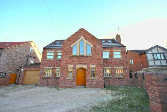 5 Bedroom Detached House For Sale In Loxley House, Main Street, DN7