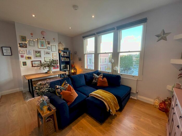 1 Bedroom Flat To Rent In Greenford Road, Sutton, SM1