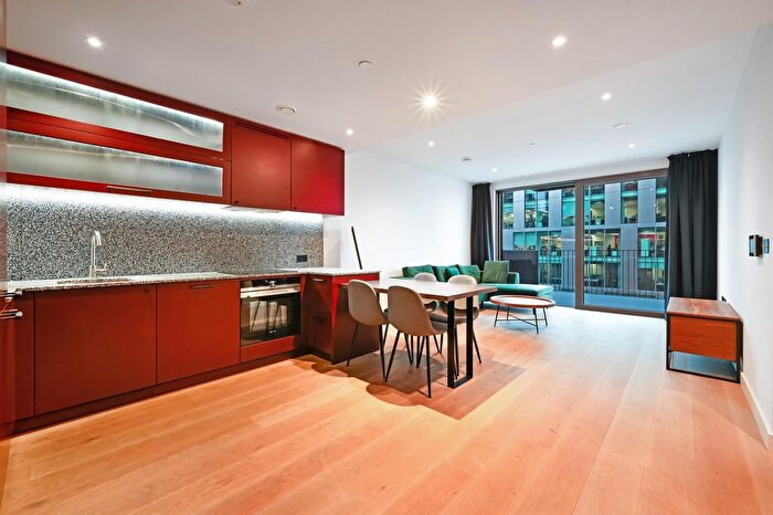 2 Bedroom Flat To Rent In The Modern, Embassy Gardens, London, SW11