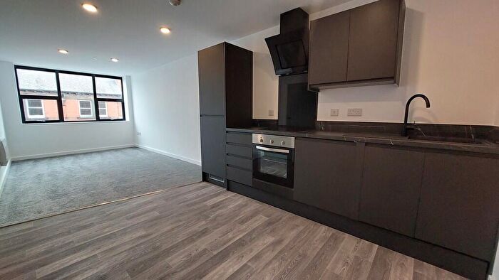 2 Bedroom Apartment To Rent In Burlington Square, Burlington Street, Chesterfield, S40