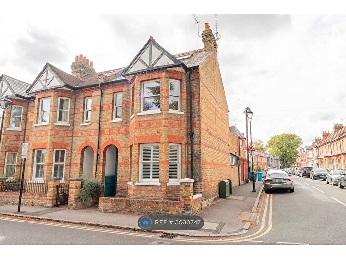 2 Bedroom Maisonette To Rent In Alexandra Road, Windsor, SL4