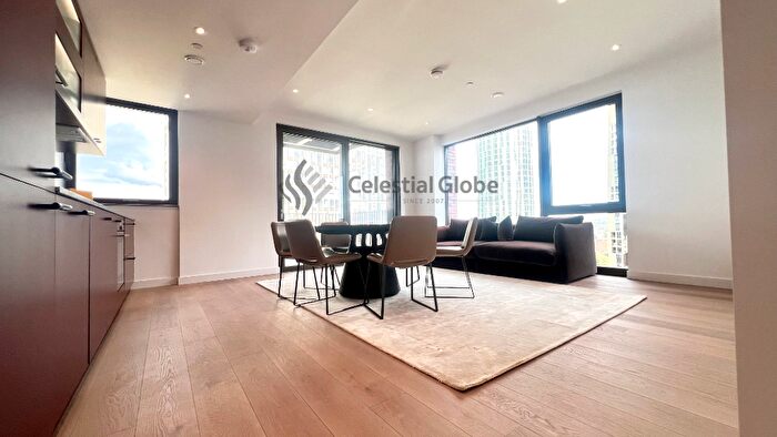 2 Bedroom Apartment To Rent In Viaduct Gardens, London, SW11