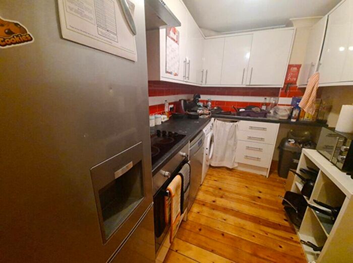 4 Bedroom House To Rent In St. Johns Avenue, Leeds, LS6