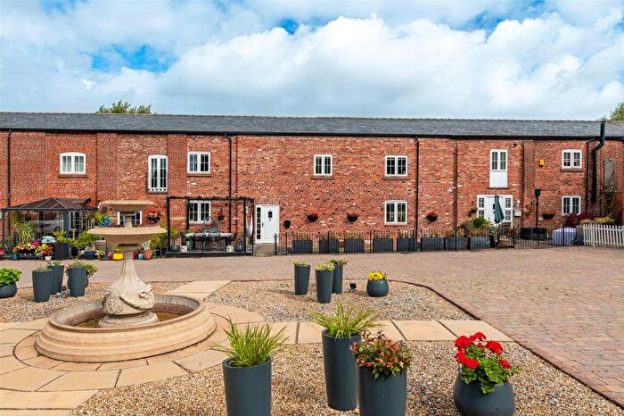 3 Bedroom Terraced House For Sale In Lumb Brook Road, Appleton, WA4