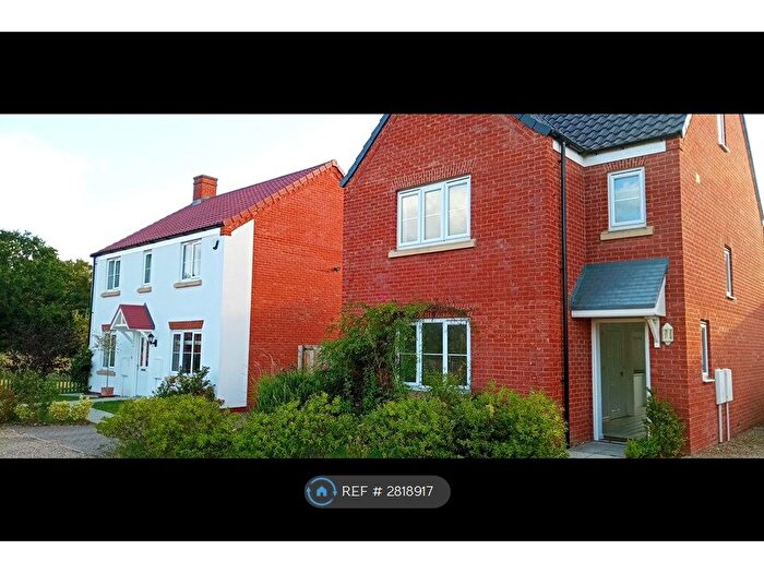 4 Bedroom Detached House To Rent In Coachmaker Way, Hethersett, Norwich, NR9