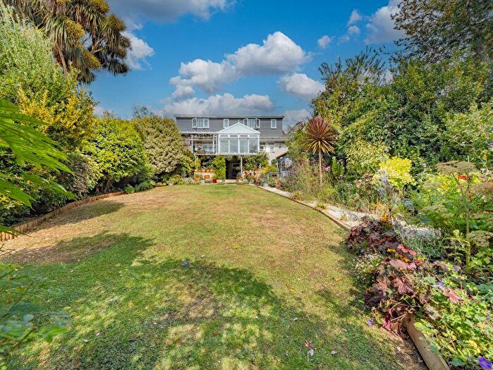 4 Bedroom Detached House For Sale In Wyke Oliver Road, Weymouth, DT3